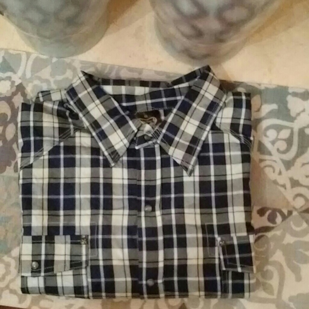 Black Label Plaid Graphic Shirt